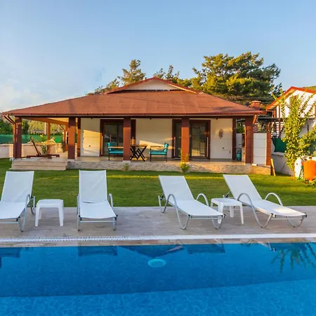Denis Villa Mugla